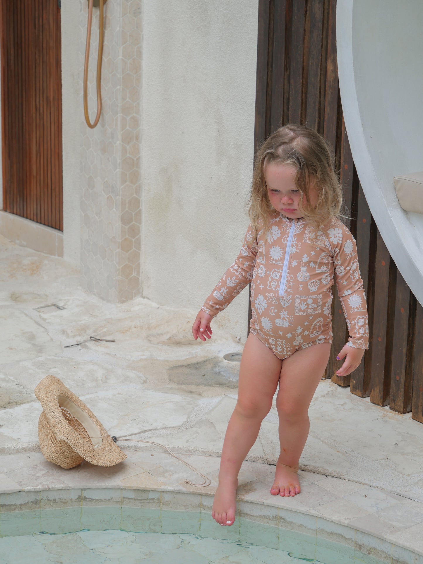Wanderer One-Piece | Clay